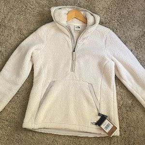 The North Face Campshire Hoodie Jacket